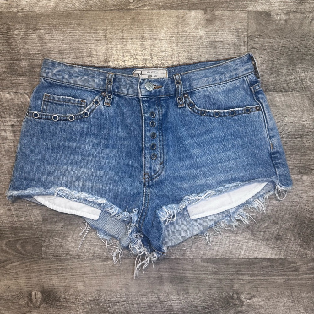 Free People Barcelona Nights Grommet Cutoff Distressed Jean Shorts Womens 28